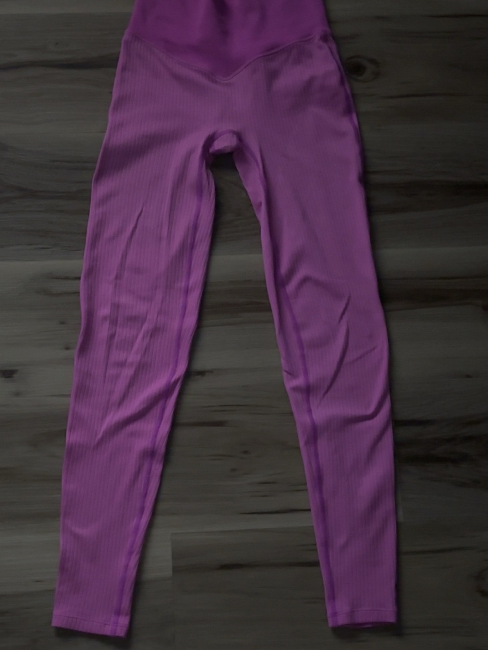 Victorias Secret Active Leggings - Picture 2 of 3